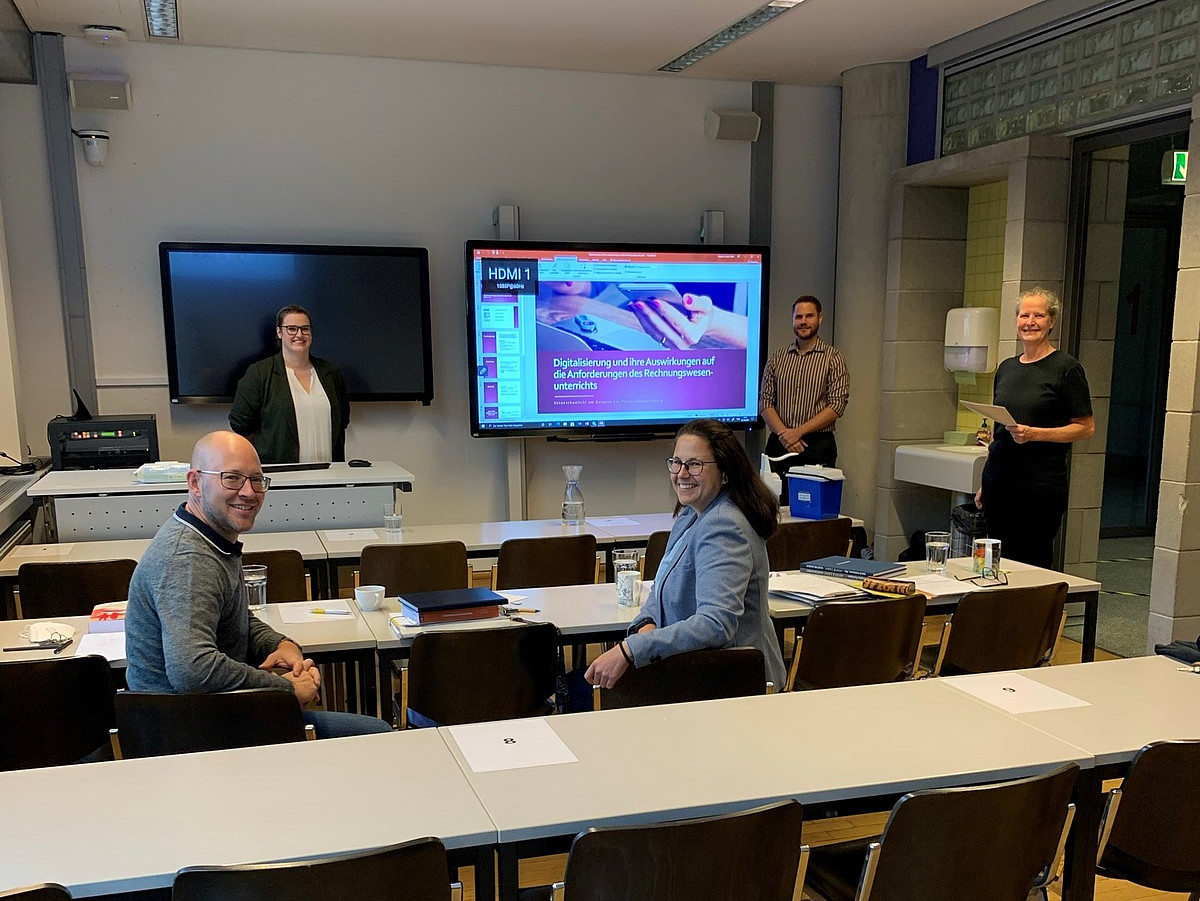 Masterprüfungen *** - Institut für Wirtschaftspädagogik